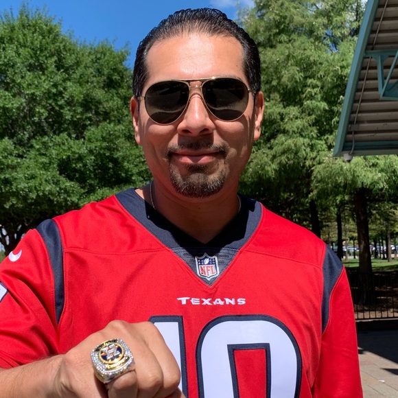 Meet your Posher, Richard - Picture 1 of 1